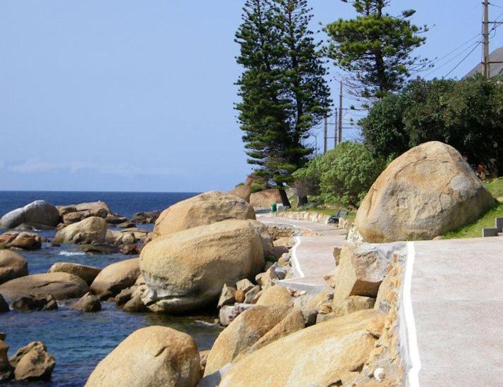 Apartamento Lalapanzi Fish Hoek Exterior foto